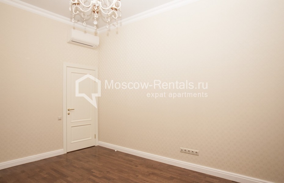 Photo #14 3-room (2 BR) apartment for <a href="http://moscow-rentals.ru/en/articles/long-term-rent" target="_blank">a long-term</a> rent
 in Russia, Moscow, Trubetskaya str,  12
