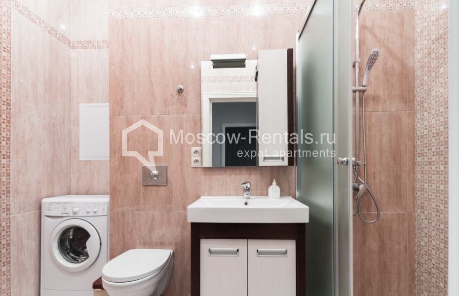 Photo #19 3-room (2 BR) apartment for <a href="http://moscow-rentals.ru/en/articles/long-term-rent" target="_blank">a long-term</a> rent
 in Russia, Moscow, Trubetskaya str,  12