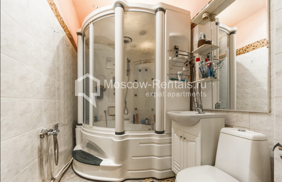Photo #7 4-room (3 BR) apartment for <a href="http://moscow-rentals.ru/en/articles/long-term-rent" target="_blank">a long-term</a> rent
 in Russia, Moscow, Big Kozikhinsky lane, 8