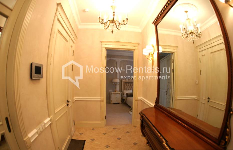 Photo #11 3-room (2 BR) apartment for <a href="http://moscow-rentals.ru/en/articles/long-term-rent" target="_blank">a long-term</a> rent
 in Russia, Moscow, Tverskaya str, 9