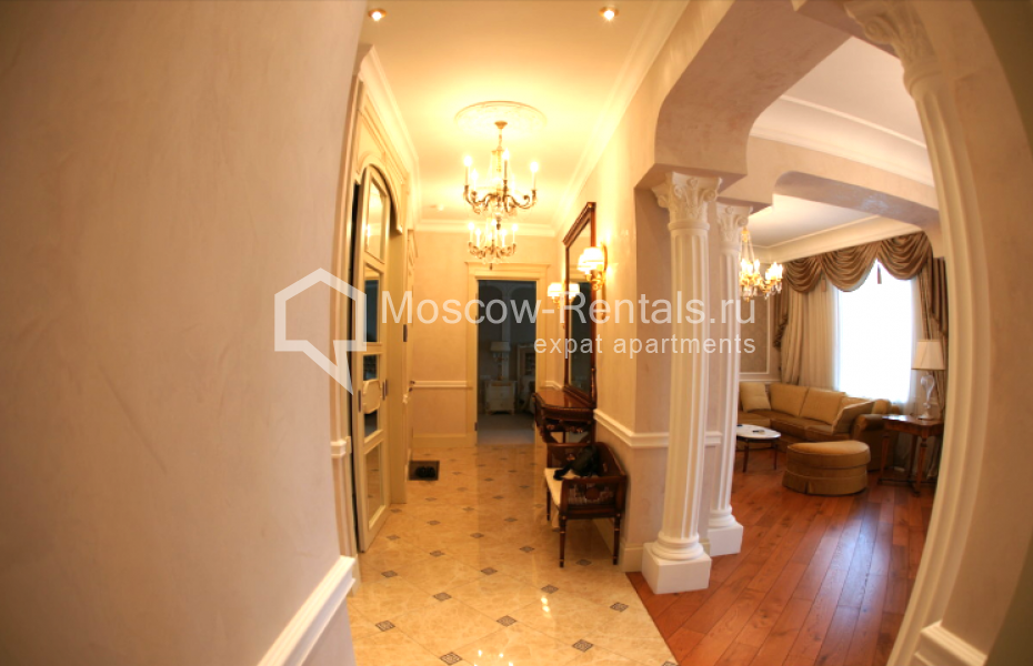 Photo #26 3-room (2 BR) apartment for <a href="http://moscow-rentals.ru/en/articles/long-term-rent" target="_blank">a long-term</a> rent
 in Russia, Moscow, Tverskaya str, 9