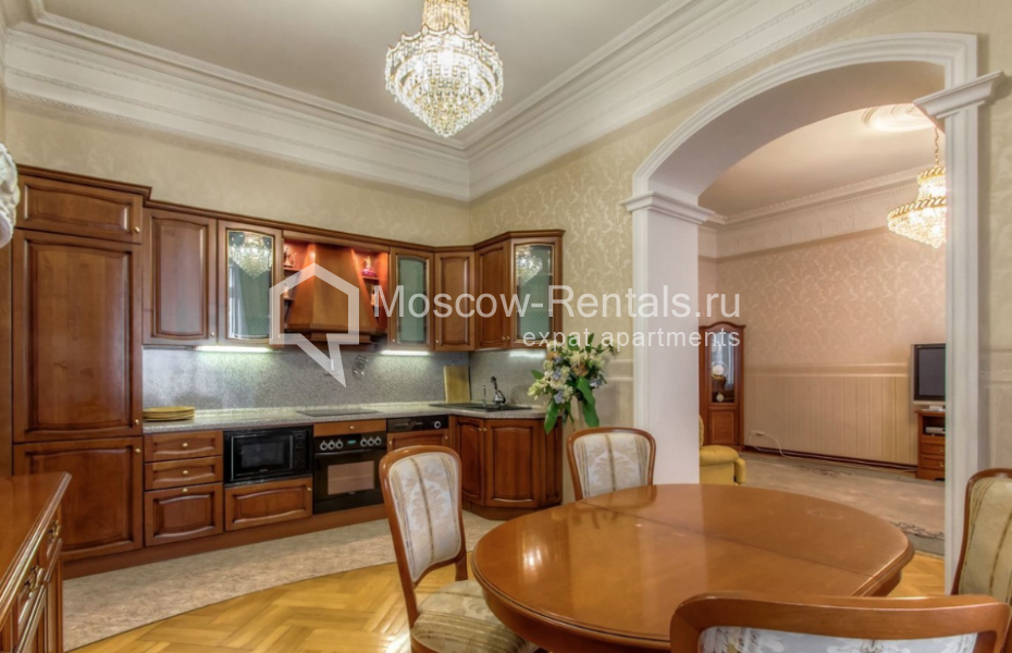 Photo #16 4-room (3 BR) apartment for <a href="http://moscow-rentals.ru/en/articles/long-term-rent" target="_blank">a long-term</a> rent
 in Russia, Moscow, Sadovaya-Triumphalnaya str  4/10