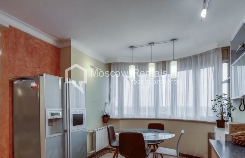 Photo #4 4-room (3 BR) apartment for <a href="http://moscow-rentals.ru/en/articles/long-term-rent" target="_blank">a long-term</a> rent
 in Russia, Moscow, Zoologicheskaya str, 22