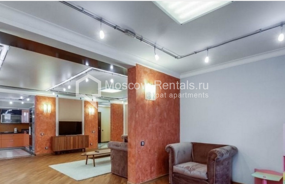 Photo #8 4-room (3 BR) apartment for <a href="http://moscow-rentals.ru/en/articles/long-term-rent" target="_blank">a long-term</a> rent
 in Russia, Moscow, Zoologicheskaya str, 22