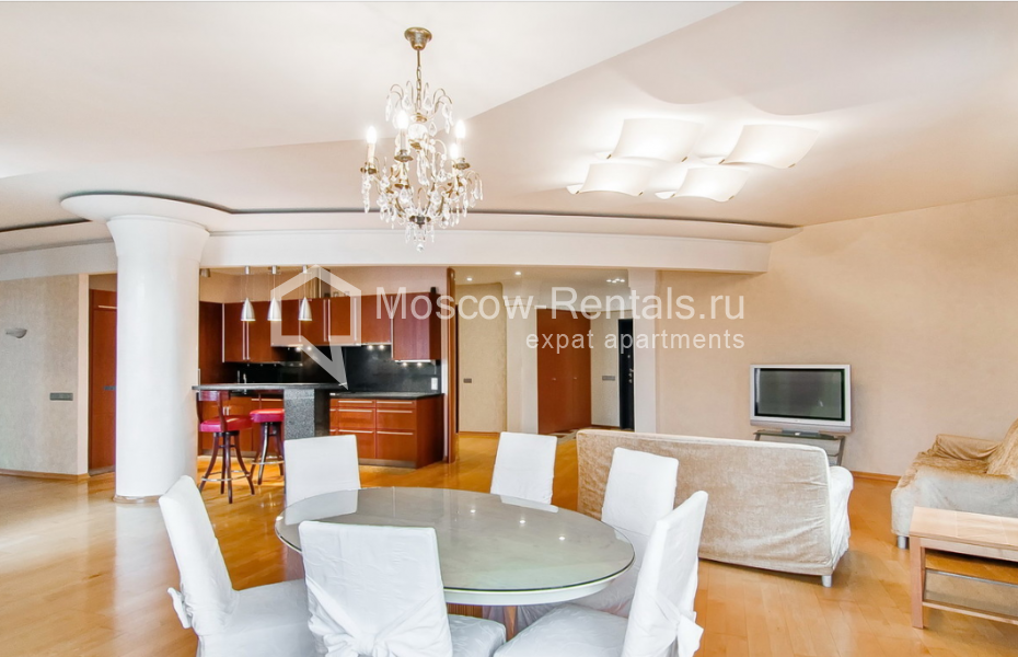 Photo #1 4-room (3 BR) apartment for <a href="http://moscow-rentals.ru/en/articles/long-term-rent" target="_blank">a long-term</a> rent
 in Russia, Moscow, Klimashkina str, 19