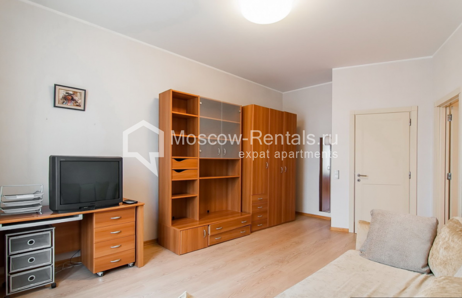 Photo #12 4-room (3 BR) apartment for <a href="http://moscow-rentals.ru/en/articles/long-term-rent" target="_blank">a long-term</a> rent
 in Russia, Moscow, Klimashkina str, 19