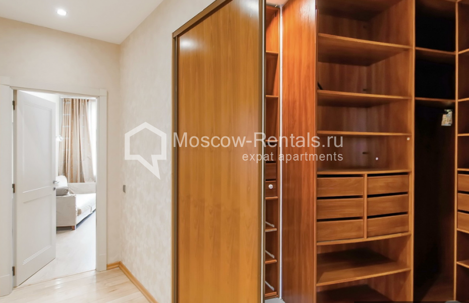 Photo #18 4-room (3 BR) apartment for <a href="http://moscow-rentals.ru/en/articles/long-term-rent" target="_blank">a long-term</a> rent
 in Russia, Moscow, Klimashkina str, 19