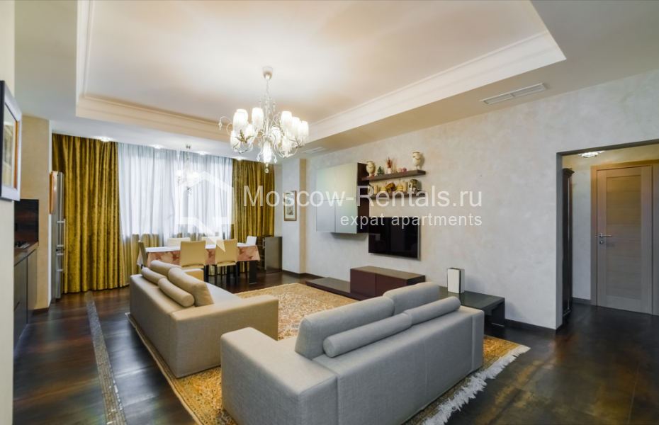 Photo #2 4-room (3 BR) apartment for <a href="http://moscow-rentals.ru/en/articles/long-term-rent" target="_blank">a long-term</a> rent
 in Russia, Moscow, Zoologizhesky lane, 8