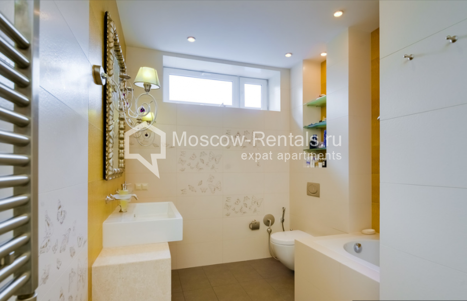 Photo #7 4-room (3 BR) apartment for <a href="http://moscow-rentals.ru/en/articles/long-term-rent" target="_blank">a long-term</a> rent
 in Russia, Moscow, Zoologizhesky lane, 8