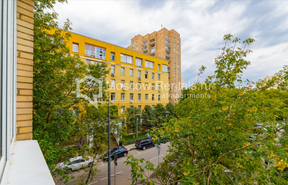 Photo #13 4-room (3 BR) apartment for <a href="http://moscow-rentals.ru/en/articles/long-term-rent" target="_blank">a long-term</a> rent
 in Russia, Moscow, Zoologizhesky lane, 8