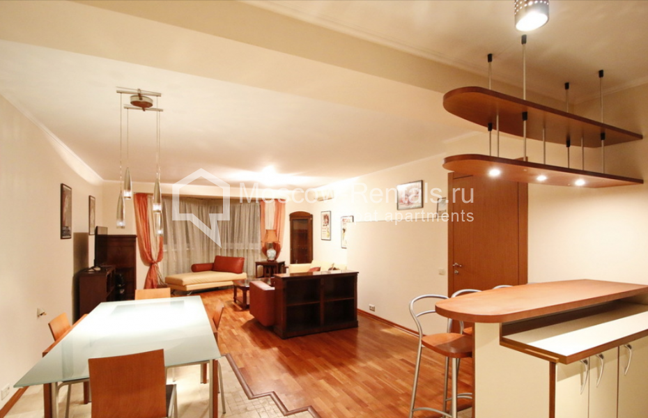 Photo #1 3-room (2 BR) apartment for <a href="http://moscow-rentals.ru/en/articles/long-term-rent" target="_blank">a long-term</a> rent
 in Russia, Moscow, Zoologicheskaya str  28 С 2