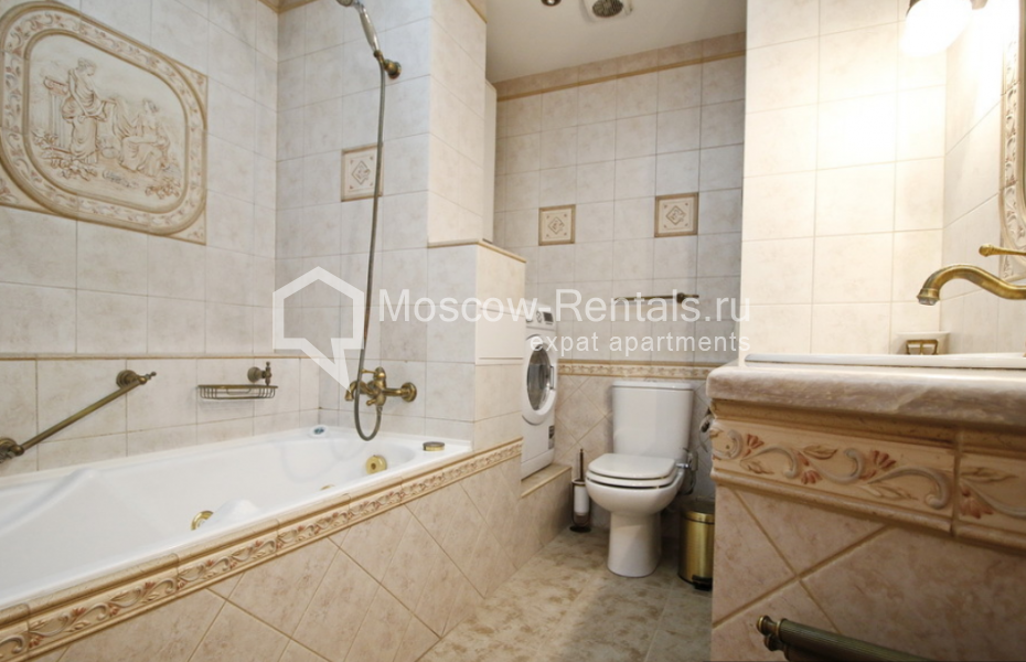 Photo #9 3-room (2 BR) apartment for <a href="http://moscow-rentals.ru/en/articles/long-term-rent" target="_blank">a long-term</a> rent
 in Russia, Moscow, Zoologicheskaya str  28 С 2