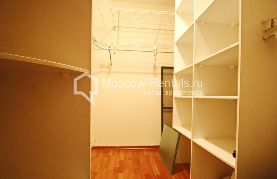 Photo #11 3-room (2 BR) apartment for <a href="http://moscow-rentals.ru/en/articles/long-term-rent" target="_blank">a long-term</a> rent
 in Russia, Moscow, Zoologicheskaya str  28 С 2