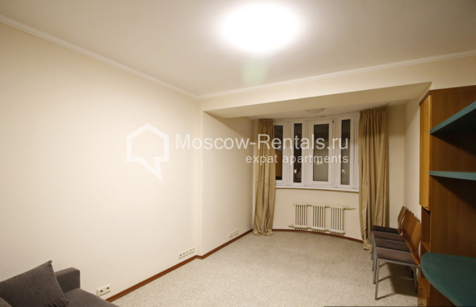 Photo #12 3-room (2 BR) apartment for <a href="http://moscow-rentals.ru/en/articles/long-term-rent" target="_blank">a long-term</a> rent
 in Russia, Moscow, Zoologicheskaya str  28 С 2