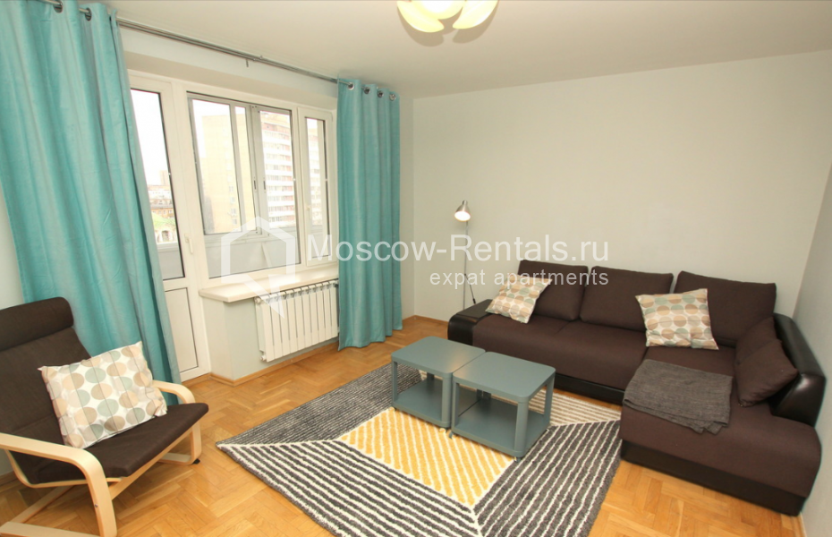 Photo #1 3-room (2 BR) apartment for <a href="http://moscow-rentals.ru/en/articles/long-term-rent" target="_blank">a long-term</a> rent
 in Russia, Moscow, Bakhrushina str, 4 к1