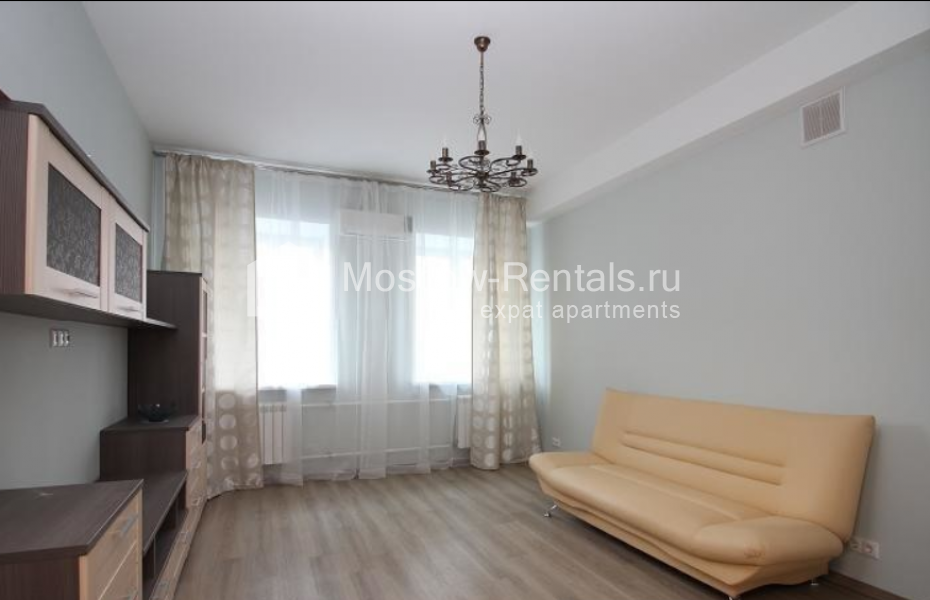 Photo #6 3-room (2 BR) apartment for <a href="http://moscow-rentals.ru/en/articles/long-term-rent" target="_blank">a long-term</a> rent
 in Russia, Moscow, Bolshaya Tatarskaya str,  25-27 С 1