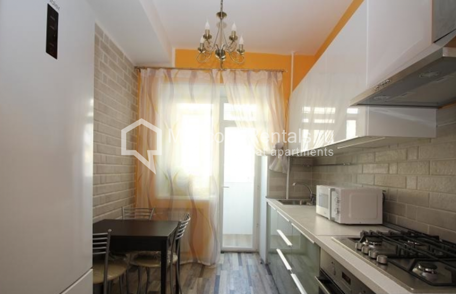 Photo #5 3-room (2 BR) apartment for <a href="http://moscow-rentals.ru/en/articles/long-term-rent" target="_blank">a long-term</a> rent
 in Russia, Moscow, Bolshaya Tatarskaya str,  25-27 С 1