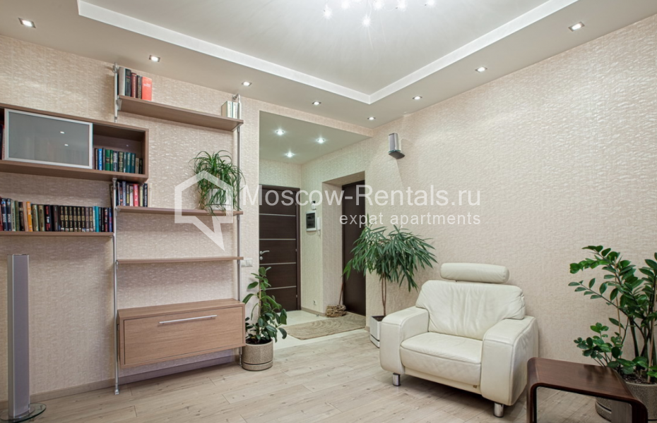 Photo #3 3-room (2 BR) apartment for <a href="http://moscow-rentals.ru/en/articles/long-term-rent" target="_blank">a long-term</a> rent
 in Russia, Moscow, Ozerkovskaya emb, 48/50 с 1