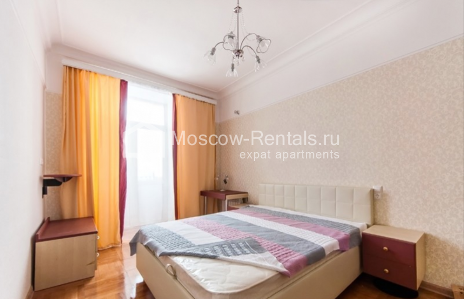 Photo #5 3-room (2 BR) apartment for <a href="http://moscow-rentals.ru/en/articles/long-term-rent" target="_blank">a long-term</a> rent
 in Russia, Moscow, Kosmodamianskaya emb 4/22 к Б