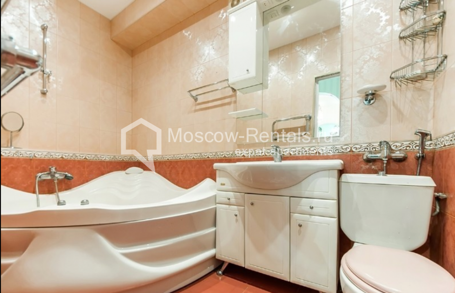 Photo #10 3-room (2 BR) apartment for <a href="http://moscow-rentals.ru/en/articles/long-term-rent" target="_blank">a long-term</a> rent
 in Russia, Moscow, Kosmodamianskaya emb 4/22 к Б