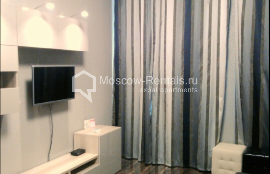 Photo #1 1-room apartment/ Sudio for <a href="http://moscow-rentals.ru/en/articles/long-term-rent" target="_blank">a long-term</a> rent
 in Russia, Moscow, Trekhprudnyi lane, 10 / 2