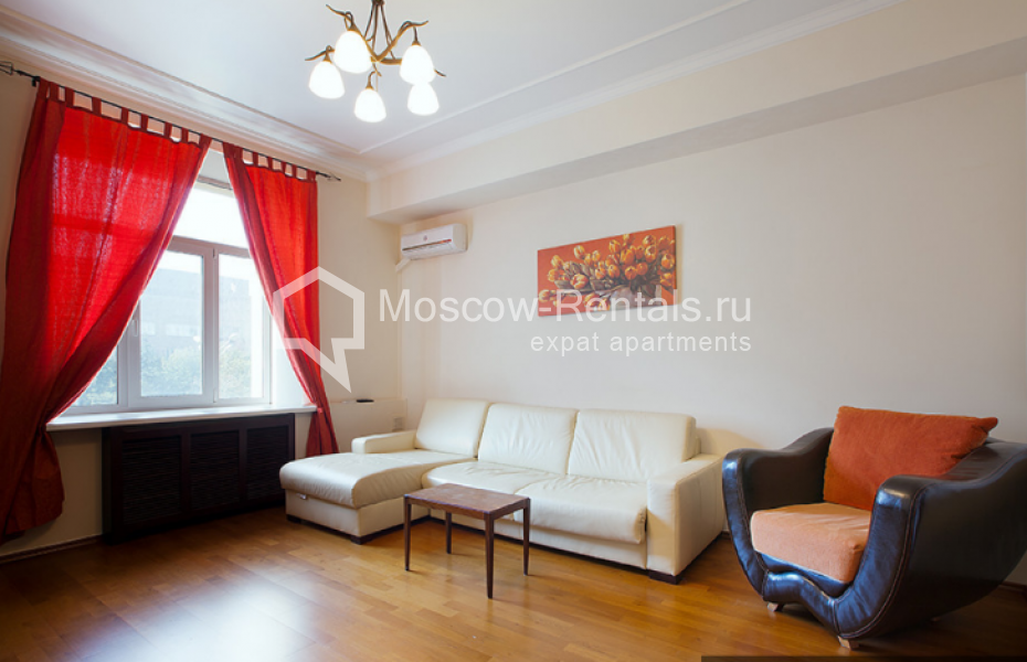 Photo #1 4-room (3 BR) apartment for <a href="http://moscow-rentals.ru/en/articles/long-term-rent" target="_blank">a long-term</a> rent
 in Russia, Moscow, Krymsky Val str, 4