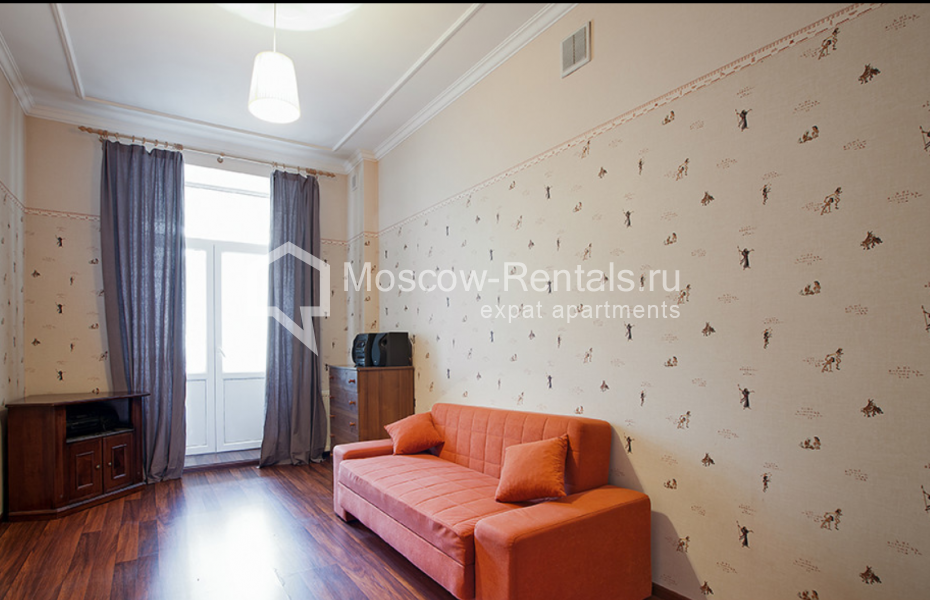 Photo #9 4-room (3 BR) apartment for <a href="http://moscow-rentals.ru/en/articles/long-term-rent" target="_blank">a long-term</a> rent
 in Russia, Moscow, Krymsky Val str, 4
