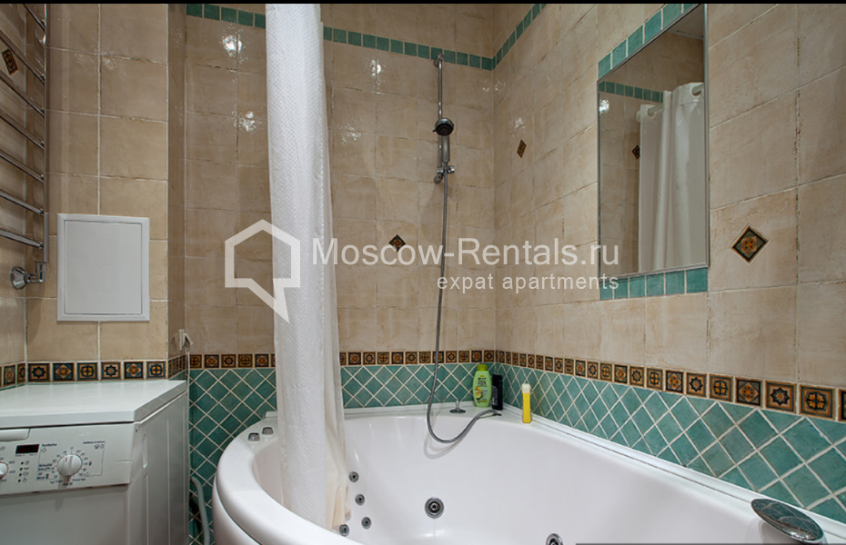 Photo #13 4-room (3 BR) apartment for <a href="http://moscow-rentals.ru/en/articles/long-term-rent" target="_blank">a long-term</a> rent
 in Russia, Moscow, Krymsky Val str, 4