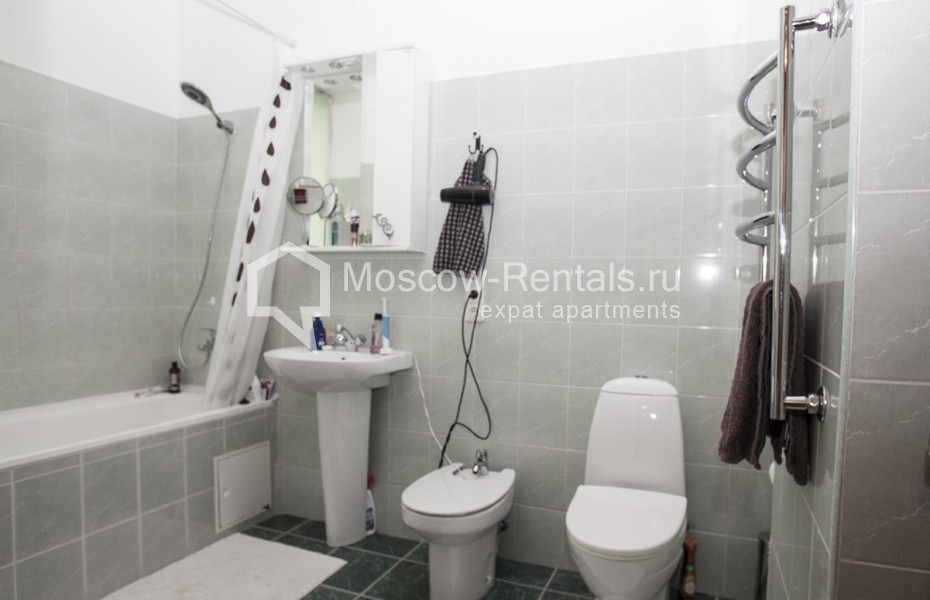 Photo #12 3-room (2 BR) apartment for <a href="http://moscow-rentals.ru/en/articles/long-term-rent" target="_blank">a long-term</a> rent
 in Russia, Moscow, Novolesnoy lane, 5