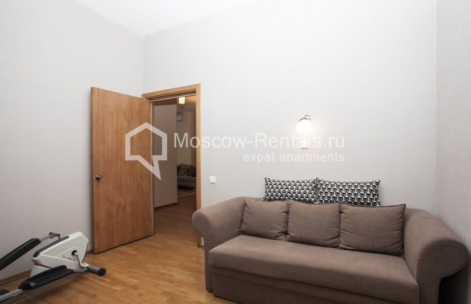 Photo #9 3-room (2 BR) apartment for <a href="http://moscow-rentals.ru/en/articles/long-term-rent" target="_blank">a long-term</a> rent
 in Russia, Moscow, Novolesnoy lane, 5