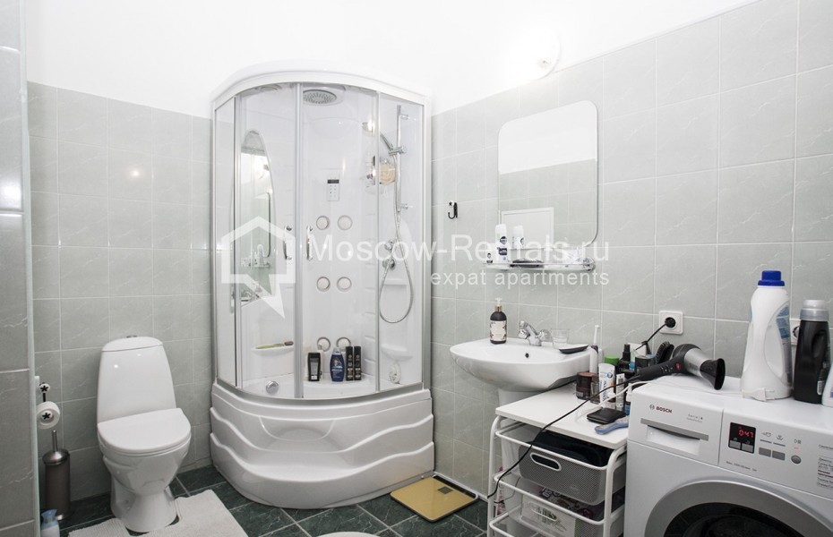 Photo #14 3-room (2 BR) apartment for <a href="http://moscow-rentals.ru/en/articles/long-term-rent" target="_blank">a long-term</a> rent
 in Russia, Moscow, Novolesnoy lane, 5