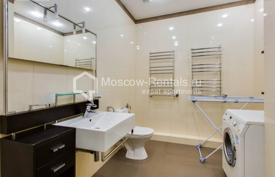 Photo #14 4-room (3 BR) apartment for <a href="http://moscow-rentals.ru/en/articles/long-term-rent" target="_blank">a long-term</a> rent
 in Russia, Moscow, Beregovaya str, 8 к 2