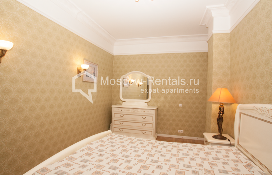 Photo #5 2-room (1 BR) apartment for <a href="http://moscow-rentals.ru/en/articles/long-term-rent" target="_blank">a long-term</a> rent
 in Russia, Moscow, Obolensly lane., 9К1