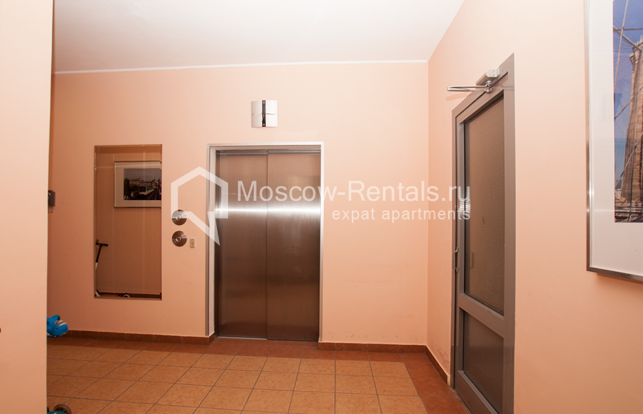 Photo #17 2-room (1 BR) apartment for <a href="http://moscow-rentals.ru/en/articles/long-term-rent" target="_blank">a long-term</a> rent
 in Russia, Moscow, Obolensly lane., 9К1