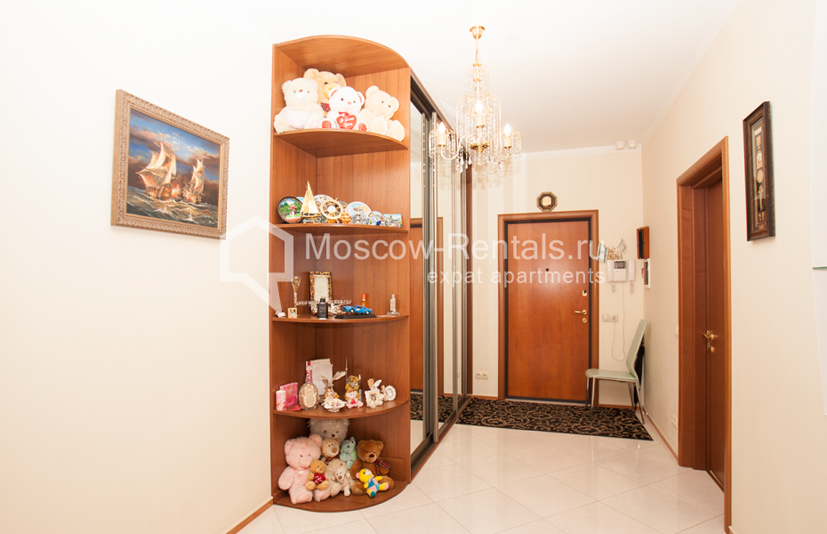 Photo #5 2-room (1 BR) apartment for <a href="http://moscow-rentals.ru/en/articles/long-term-rent" target="_blank">a long-term</a> rent
 in Russia, Moscow, 60-letiya Oktyabrya, 8