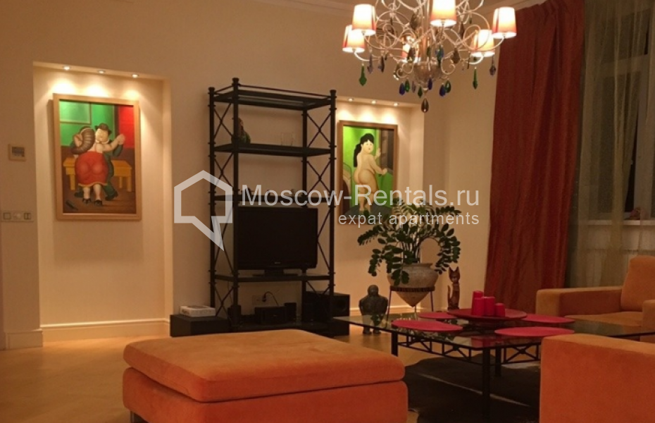 Photo #3 3-room (2 BR) apartment for <a href="http://moscow-rentals.ru/en/articles/long-term-rent" target="_blank">a long-term</a> rent
 in Russia, Moscow, Aviatsionnaya str., 79