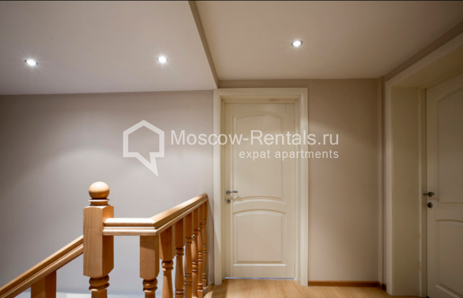 Photo #10 4-room (3 BR) apartment for <a href="http://moscow-rentals.ru/en/articles/long-term-rent" target="_blank">a long-term</a> rent
 in Russia, Moscow, Petrovsky lane,  5С9