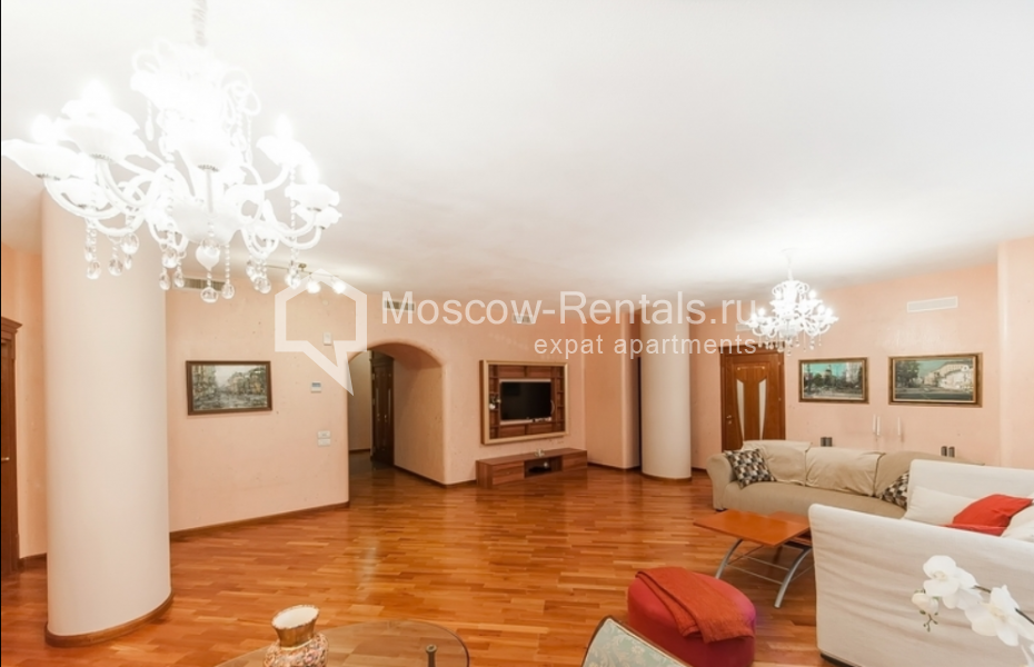 Photo #8 4-room (3 BR) apartment for <a href="http://moscow-rentals.ru/en/articles/long-term-rent" target="_blank">a long-term</a> rent
 in Russia, Moscow, Klimashkina str, 16