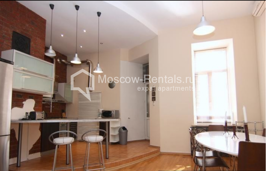 Photo #7 3-room (2 BR) apartment for <a href="http://moscow-rentals.ru/en/articles/long-term-rent" target="_blank">a long-term</a> rent
 in Russia, Moscow, Sadovaya-Samotechnaya str, 2/12