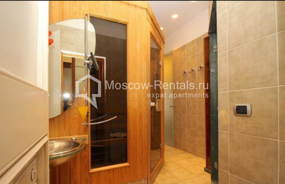 Photo #14 4-room (3 BR) apartment for <a href="http://moscow-rentals.ru/en/articles/long-term-rent" target="_blank">a long-term</a> rent
 in Russia, Moscow, 1st Volkonsky lane, 15