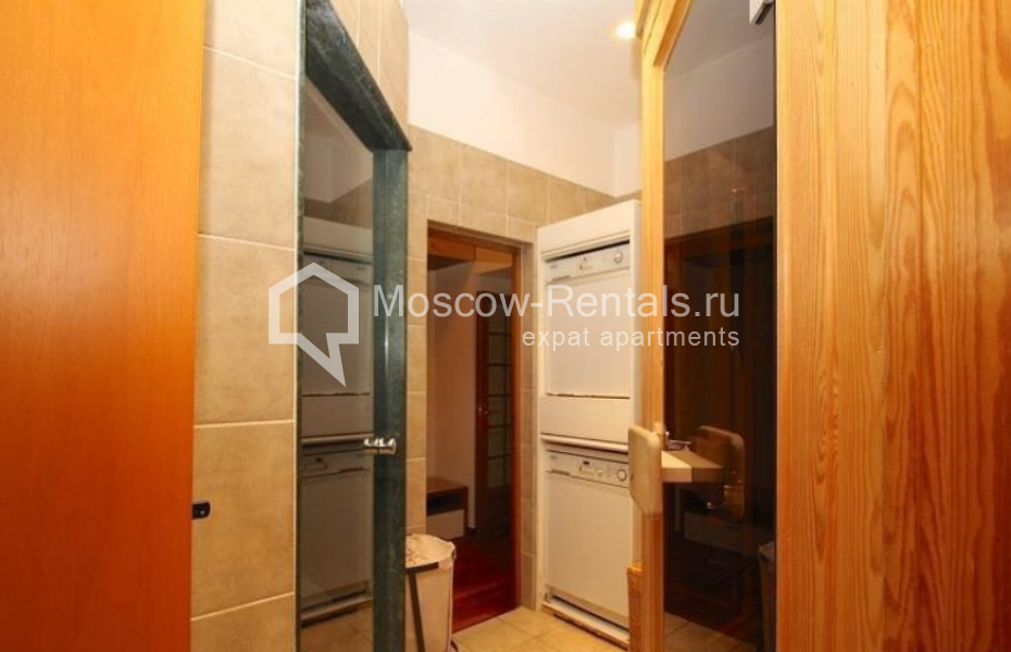 Photo #15 4-room (3 BR) apartment for <a href="http://moscow-rentals.ru/en/articles/long-term-rent" target="_blank">a long-term</a> rent
 in Russia, Moscow, 1st Volkonsky lane, 15