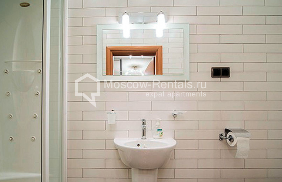 Photo #12 4-room (3 BR) apartment for <a href="http://moscow-rentals.ru/en/articles/long-term-rent" target="_blank">a long-term</a> rent
 in Russia, Moscow, Zoologicheskaya str, 30 С 2