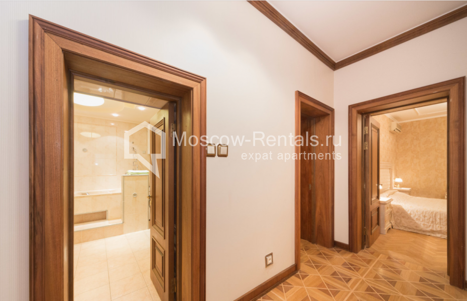 Photo #8 4-room (3 BR) apartment for <a href="http://moscow-rentals.ru/en/articles/long-term-rent" target="_blank">a long-term</a> rent
 in Russia, Moscow, Pozharsky lane 7 А