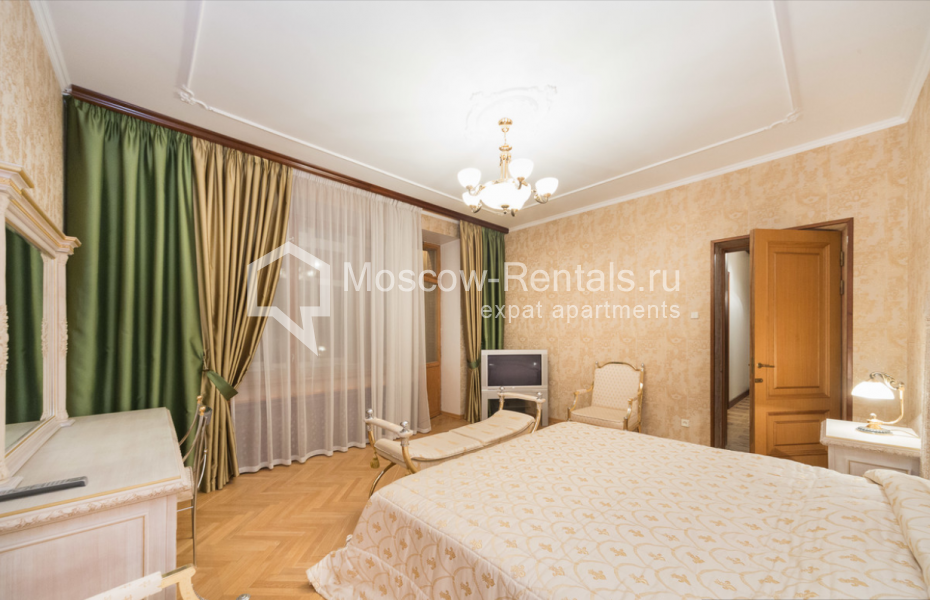 Photo #10 4-room (3 BR) apartment for <a href="http://moscow-rentals.ru/en/articles/long-term-rent" target="_blank">a long-term</a> rent
 in Russia, Moscow, Pozharsky lane 7 А