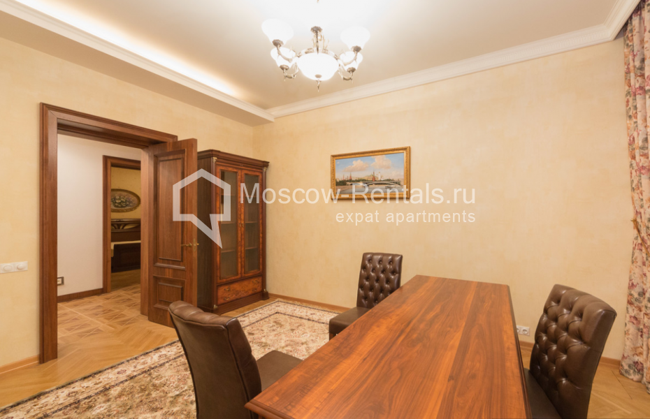 Photo #13 4-room (3 BR) apartment for <a href="http://moscow-rentals.ru/en/articles/long-term-rent" target="_blank">a long-term</a> rent
 in Russia, Moscow, Pozharsky lane 7 А