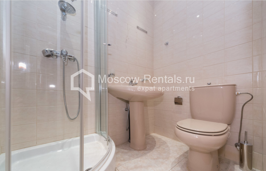 Photo #18 4-room (3 BR) apartment for <a href="http://moscow-rentals.ru/en/articles/long-term-rent" target="_blank">a long-term</a> rent
 in Russia, Moscow, Pozharsky lane 7 А