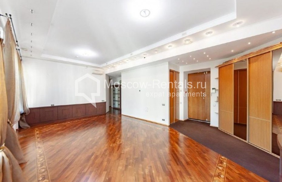 Photo #2 5-room (4 BR) apartment for <a href="http://moscow-rentals.ru/en/articles/long-term-rent" target="_blank">a long-term</a> rent
 in Russia, Moscow, Malaya Bronnaya str, 31/13