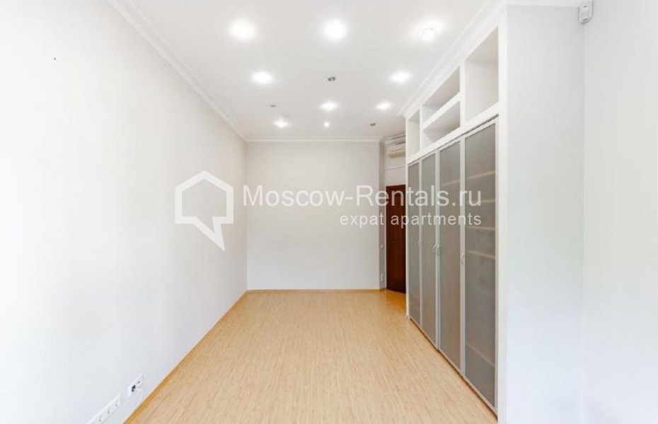 Photo #12 5-room (4 BR) apartment for <a href="http://moscow-rentals.ru/en/articles/long-term-rent" target="_blank">a long-term</a> rent
 in Russia, Moscow, Malaya Bronnaya str, 31/13
