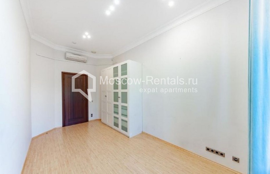 Photo #14 5-room (4 BR) apartment for <a href="http://moscow-rentals.ru/en/articles/long-term-rent" target="_blank">a long-term</a> rent
 in Russia, Moscow, Malaya Bronnaya str, 31/13