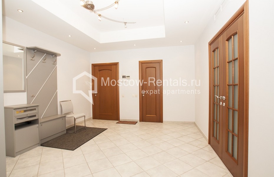 Photo #18 3-room (2 BR) apartment for <a href="http://moscow-rentals.ru/en/articles/long-term-rent" target="_blank">a long-term</a> rent
 in Russia, Moscow, Grokholsky lane, 28